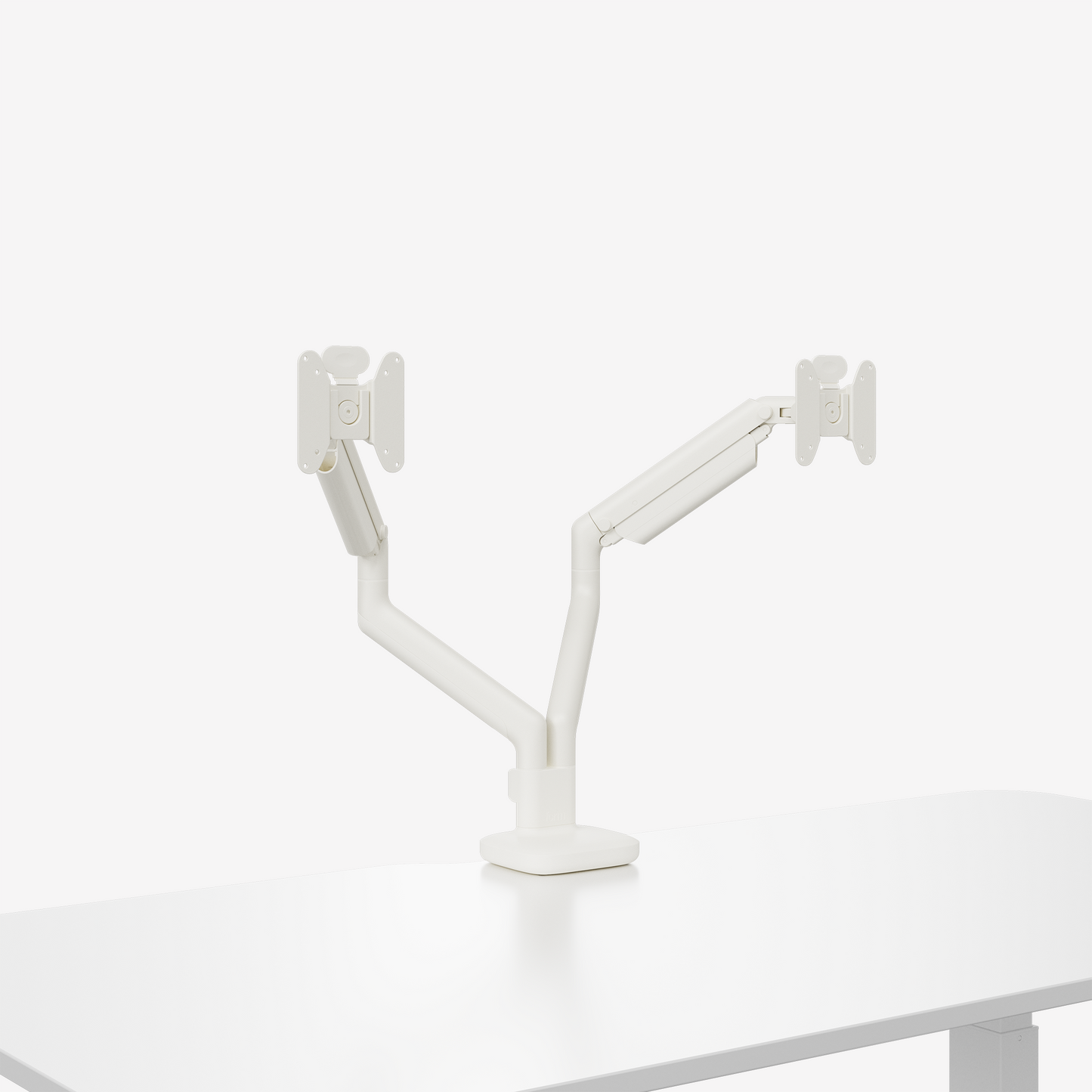 Equilibrium Monitor Stand